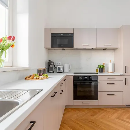 Oomph Apartments Prague Exterior photo